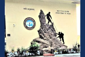 Member of the Himalayan -Mountaineering- Institute Darjeeling