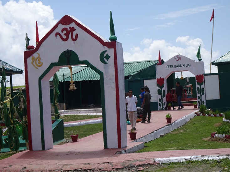 Peer Baba Mazar on the Pass